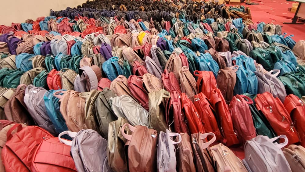 اقدامات خیرخواهان همکاران در زمان بازگشایی مدارس